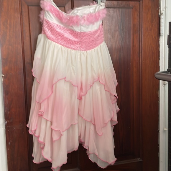 Adorable and funky party dress. Never worn and mint condition! - Picture 4 of 5